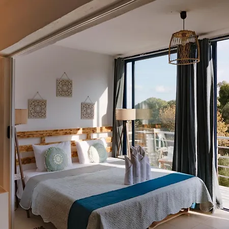 Lira Relax With Aegean Views *