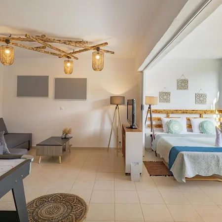 Lira Relax With Aegean Views *