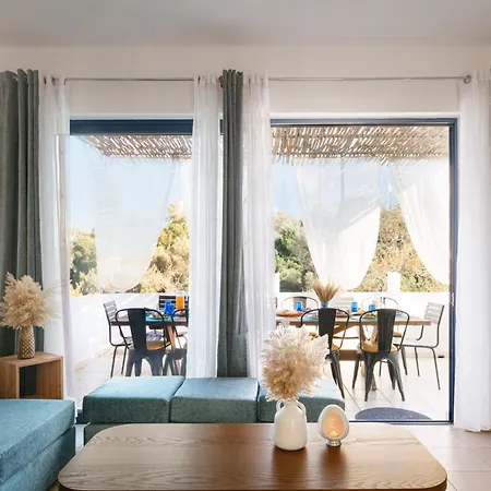 Lira Relax With Aegean Views Villa *